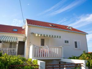 Apartments Lenka - One Bedroom Apartment with Balcony and garden View A2