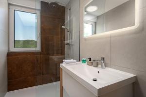 Premium apartment Sunshine with a sea view