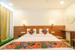 FabHotel WR Grand I - Nr Apollo Hospitals, Secunderabad