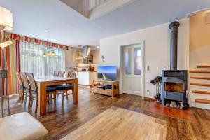 Küstenhaus mit eigener Sauna und Kamin ca 400 vom Ostseestrand