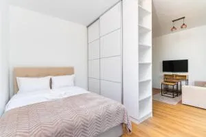 Park Skowroni Cosy Apartment - Krzyki