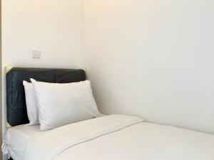 Classic 2BR at 7th Floor Tokyo Riverside PIK 2 Apartment By Travelio