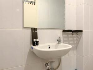 Cozy Studio at 31th Floor Tokyo Riverside PIK 2 Apartment By Travelio