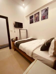 Phòng Đôi Phổ Thông (Economy Double Room)