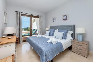 Beautiful two-bed apartment Mijas Golf