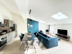 Spacieux Appartement 8 Couchages en Centre de Riom N9