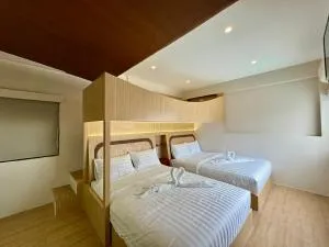 AVALAN PhayaThai airport link - Pratunam