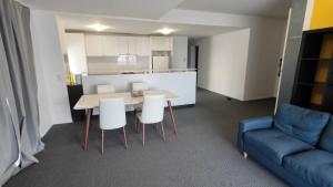 HILLTOP CBD SUITES