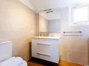 327 Parque Santiago II