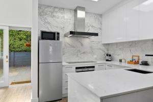 Hampden Neuve - Luxury Georgian Cottage