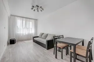 Studio Pramones 107 - Mickūnai