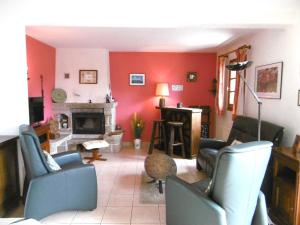 Villas Maison 4 pieces 6 personnes proche de la mer - WIFI - SOAZIG : photos des chambres