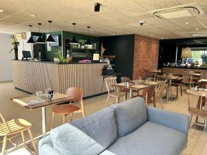 Hotels Campanile NATURE - Bordeaux Sud Pessac : photos des chambres