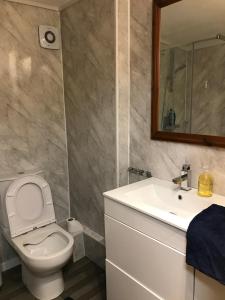 Entire Loddon Apartment