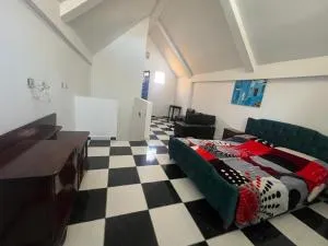 Maison Anglaise sur 3 niveaux à deux pas de la plage - Draliyne