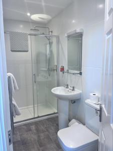 Templestowe Hotel, Number One for Entertainment in Torquay