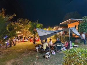 Lak view บ้านพักริมน้ำกาญจนบุรี