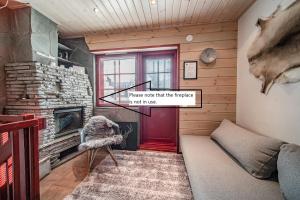 Aurora Apartment in Levi Center