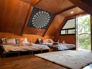 Old Wood Guesthouse