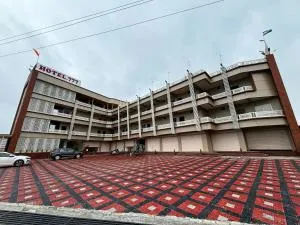 Hotel 777 - Maheshwar