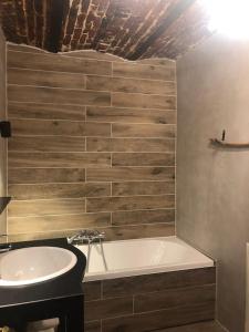 La Chouette BY OUT & LODGE