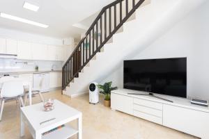 Home2Book Design Duplex Puertito de Güímar, Pool