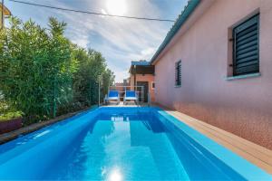 Nicely decorated holiday house Katarina by the sea