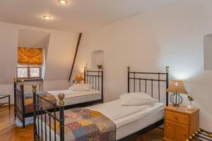Triple Room room in Casa cu Cerb