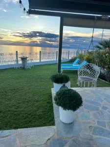 Beachfront Villa Athina - 索佐波尔
