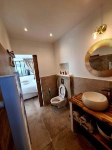 Appartements L-Amorosa Suite avec terrasse et Jacuzzi exterieur : photos des chambres