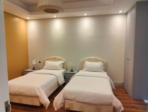 جناج ملكي 150م داماك luxury