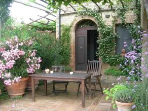 MIMOSA at Pietraie a nice studio with terrace on the Valley - Montecastelli Pisano