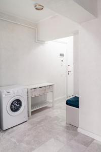 WHITE PLATAN apartment