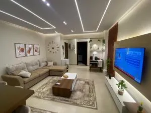 شقه فندقيه لك بالكامل غرفتين في كمباوند راقي بالشيخ زايد - ‘Izbat Yūsif Barrādah