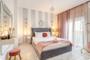 Breakfast at Tiffanys#seafront#Thessaloniki