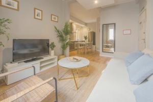 Excelente piso de 3 habitaciones en La Latina-Centro - 3-звездочные отели в городе Мадрид