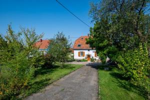 Maisons de vacances Maison Neuve, Grand jardin, Parking prive, Ideal groupe et famille : photos des chambres