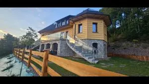 Villa na pagórku Limanowa - روجنوف