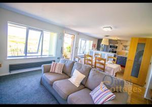 Ebb n Flow – Close to Beach – Winchelsea Beach