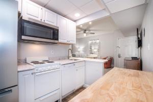 Superior King Suite room in Biscayne Suites