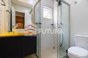 Predio a 150 mts da praia de Bombinhas