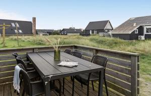 2 Bedroom Nice Home In Thisted