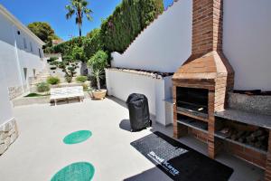 Relaxa - modern Villa with private pool & sea views in Benissa