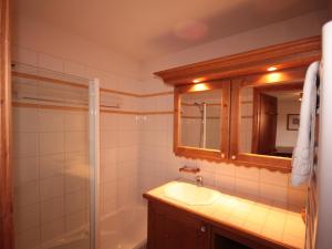 Appartements Appartement Savoyard Confortable aux Saisies avec Piscine 6 pers, Proche Pistes et Commerces - FR-1-293-224 : photos des chambres