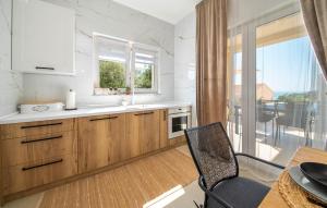 Lovely Home In Jakisnica