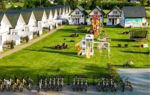 2 Bedroom Cozy Home In Sarbinowo