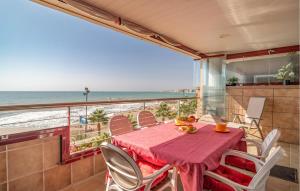 2 Bedroom Nice Apartment In Fuengirola