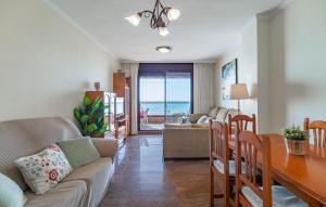2 Bedroom Nice Apartment In Fuengirola
