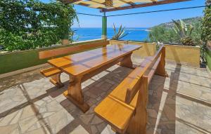 Stunning Home In Razanj