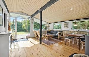 4 Bedroom Cozy Home In Jægerspris